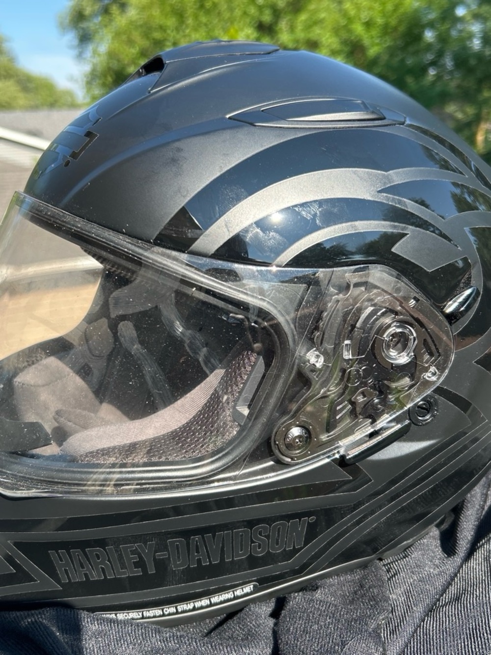 Brand New Harley-Davidson Black Motorcycle Helmet /Gloss Tribal Accents Sz XL - Picture 3 of 8